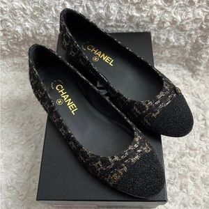 CHANEL Tweed Flats